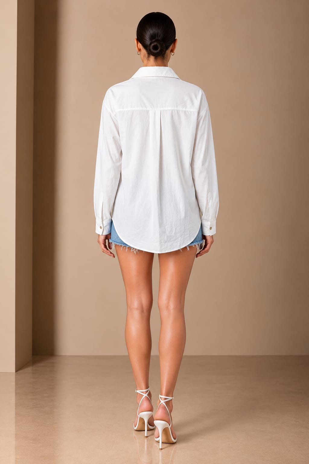 Pearl Button Poplin Shirt, back view showing the yoke pleat